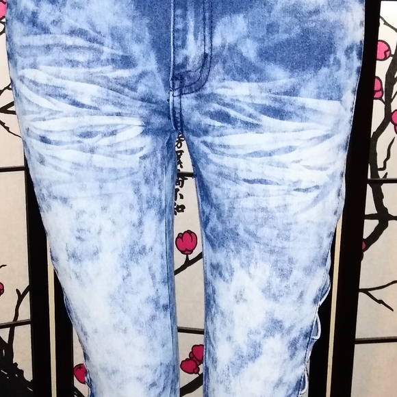 Disorderly Conduct Closet... Jeans - Picture 7 of 7